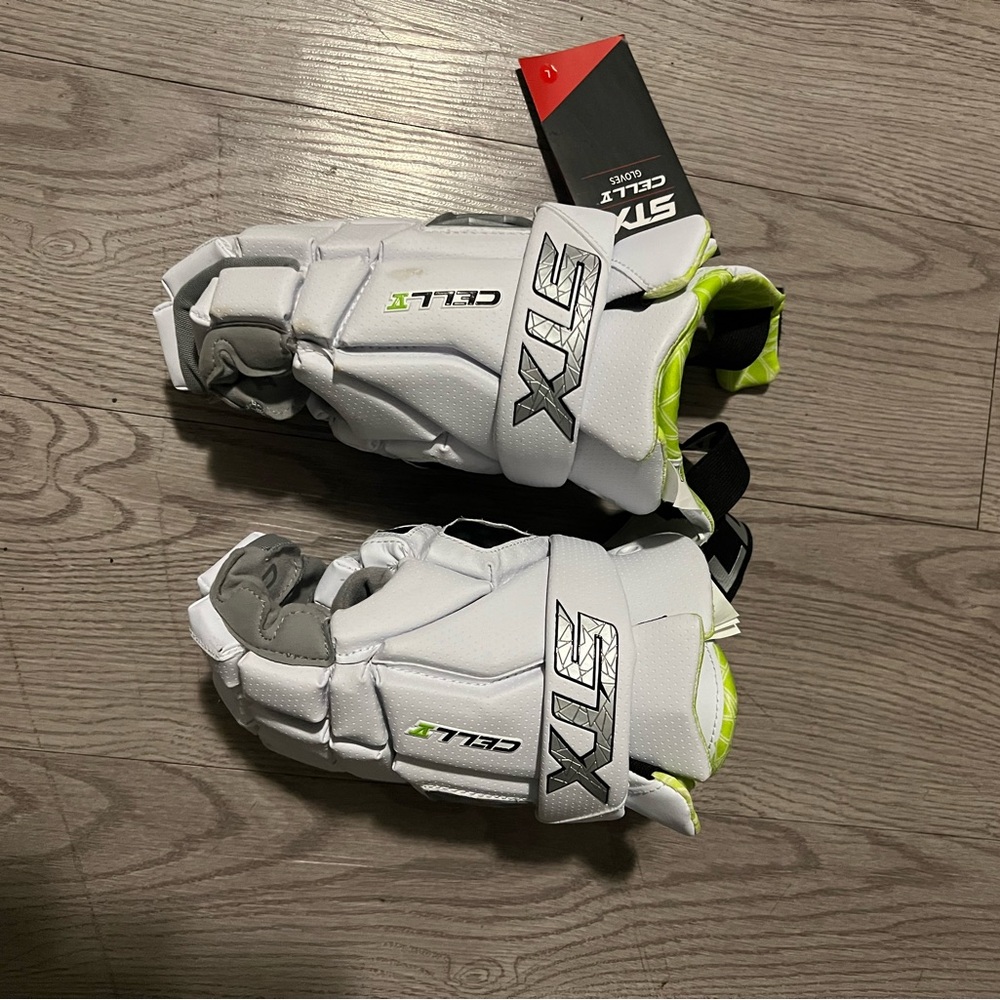 STX CELL V LACROSSE GLOVES
